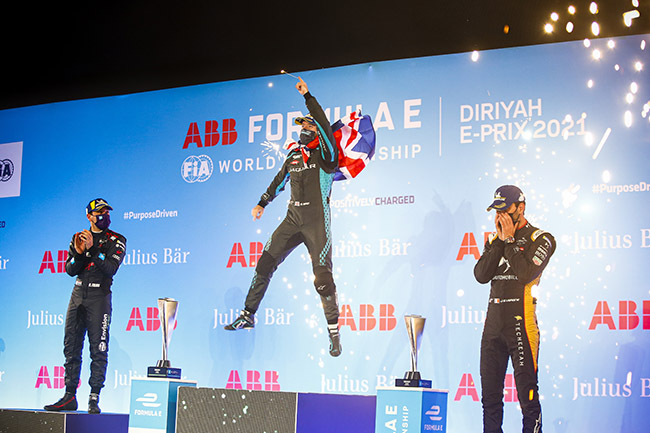 Sam Bird secures victory ahead of Robin Frijns in Formula E’s second night race at the Diriyah E-Prix