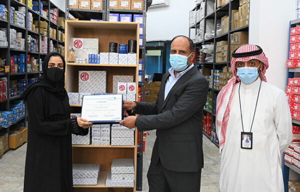 MG تكرم أول سيدة سعودية تخوض عالم قطع غيار السيارات في المملكة تزمناً مع يوم المرأة العالمي MG تكرم أول سيدة سعودية تخوض عالم قطع غيار السيارات في المملكة تزمناً مع يوم المرأة العالمي