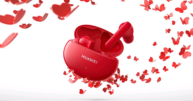 The new HUAWEI FreeBuds 4i earphones with high quality sound and a super long battery