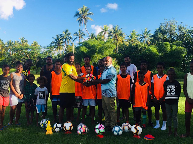 Vanuatu Trade Mission in UAE sponsors youth Rohora Football Club in Vanuatu