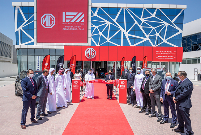 «إم جي موتور»  و«إنتر إميرتس موتورز» تفتتحان ثلاث صالات عرض جديدة في الإمارات