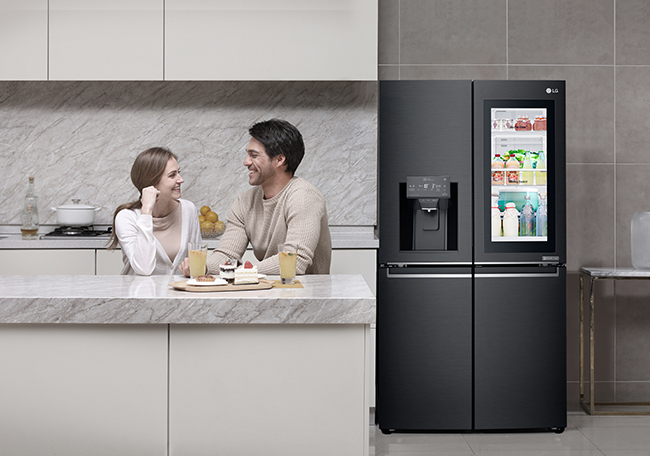 LG’s InstaView Door-in-Door Design Brings Food Saving Technology to the Kitchen