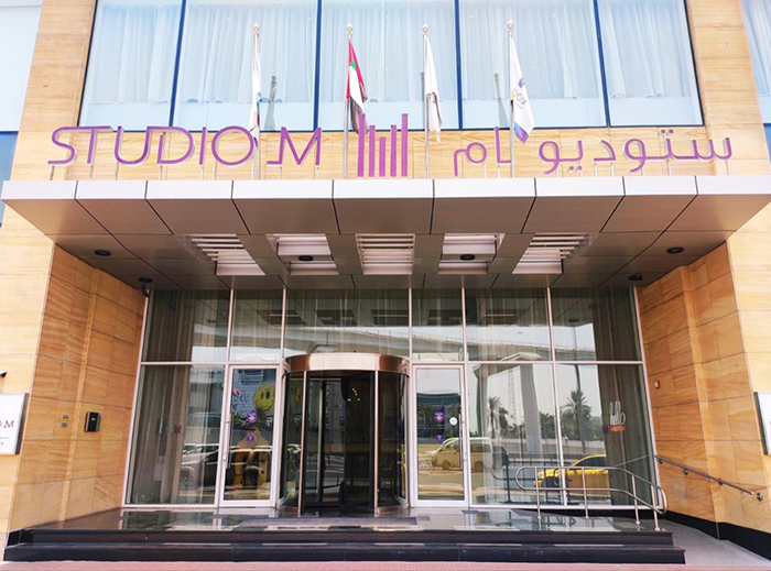 Studio M Arabian Plaza Hotel & Hotel Apartments proves service quality is the way to win