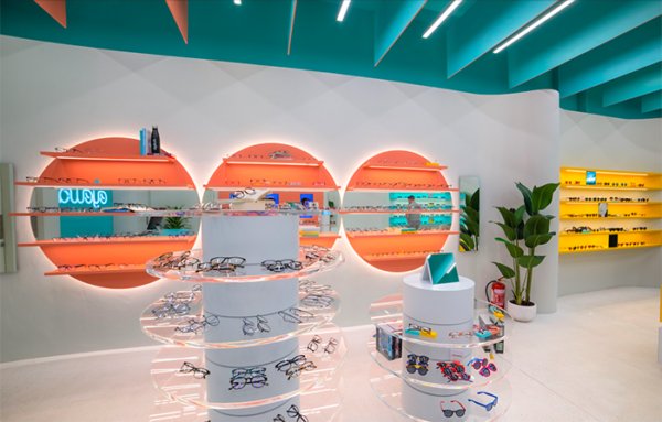 eyewa opens its first physical store in the UAE ahead of a rapid 100 store roll out plan