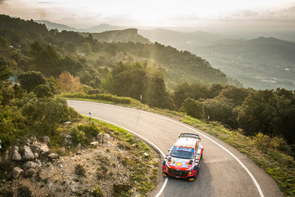 Neuville edges title-chasing Evans in Spanish thriller on Friday Neuville edges title-chasing Evans in Spanish thriller on Friday
