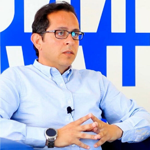 وزير الاتصالات المصري يفتتح قمة تكني للتكنولوجيا وريادة الأعمال في دورتها السابعة بمكتبة الاسكندرية وزير الاتصالات المصري يفتتح قمة تكني للتكنولوجيا وريادة الأعمال في دورتها السابعة بمكتبة الاسكندرية