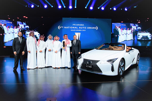 لكزس LC500 تفوز بجائزة أفضل سيارة رياضية فاخرة ضمن جوائز بي آر أرابيا للسيارات لعام 2021 لكزس LC500 تفوز بجائزة أفضل سيارة رياضية فاخرة ضمن جوائز بي آر أرابيا للسيارات لعام 2021