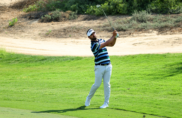 DEFENDING CHAMPION, ANTOINE ROZNER, STORMS TO THE TOP OF THE LEADERBOARD AT AVIV DUBAI CHAMPIONSHIP
