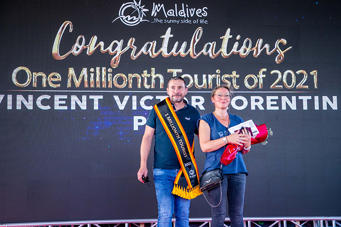 Maldives welcomes the 1 Millionth Tourist of 2021 to the Sunny Side of Life!
