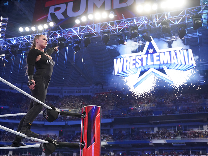 RONDA ROUSEY SHOCKS WORLD TO WIN ROYAL RUMBLE, LASHLEY AND LYNCH TAKE WWE CHAMPIONSHIPS