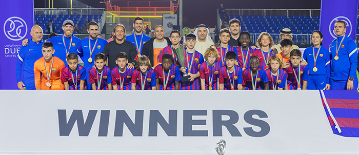 برشلونة يهزم ميلان ويحرز كأس دبي للقارات لكرة القدم تحت 13 سنة برشلونة يهزم ميلان ويحرز كأس دبي للقارات لكرة القدم تحت 13 سنة
