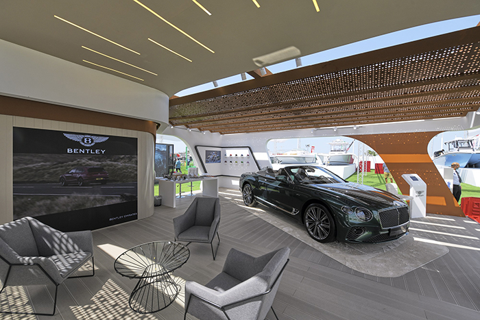 «الحبتور للسيارات» تزيح الستار عن أحدث طرازاتها من Bentley في معرض دبي العالمي للقوارب