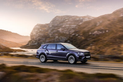 Bentley تقدّم Bentayga بقاعدة العجلات الممدَّدة Bentley تقدّم Bentayga بقاعدة العجلات الممدَّدة