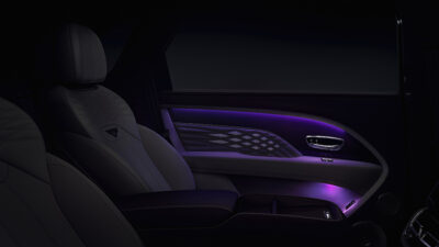 بعد انتظار طويل، Bentley تضيف طرازاً جديداً إلى مجموعتها الفاخرة بعد انتظار طويل، Bentley تضيف طرازاً جديداً إلى مجموعتها الفاخرة