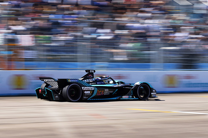 JAGUAR TCS RACING DEPART BERLIN WITH MORE POINTS AT HALFWAY POINT OF THE SEASON