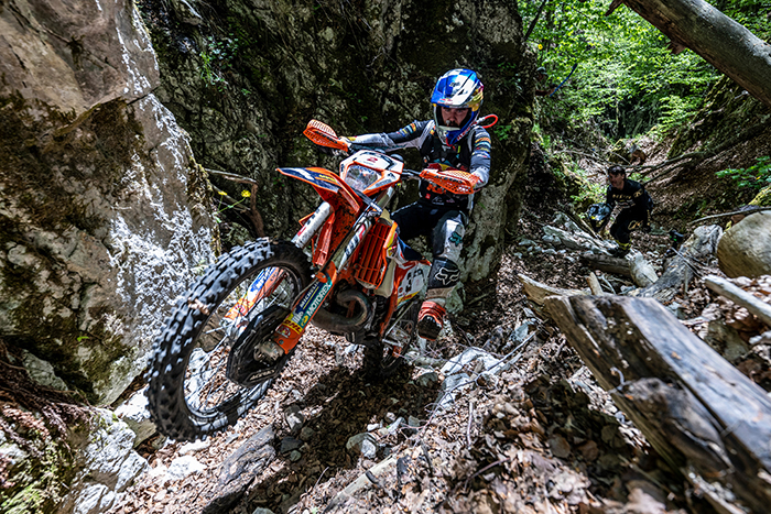 Lettenbichler back from injury with Xross Hard Enduro Rally victory