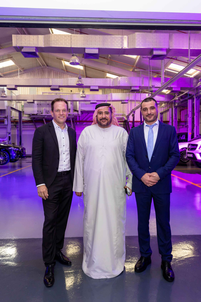 Emirates Motor Company officially inaugurates its fully digitalised, new Airport Road showroom, together with an innovative state-of-the-art service centre