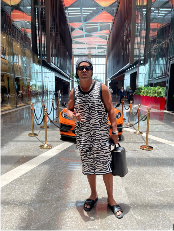 Ronaldinho’s touch down in Dubai, sets base at Rixos Premium Dubai