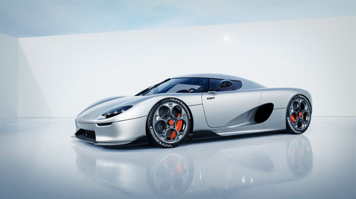 Koenigsegg CC850, a Reimagined Homage to The Record-Shattering CC8S, Unveiled in Monterey