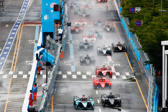 Formula E’s Mitch Evans wins Seoul E-Prix double-header opening race to keep title hopes alive