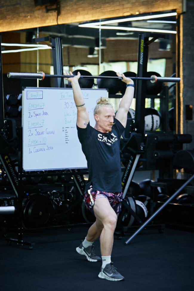 CHALK TRAINING GROUND HOSTS AN OLYMPIC LIFTING SEMINAR BY COACH LUKE TWEDDELL CHALK TRAINING GROUND HOSTS AN OLYMPIC LIFTING SEMINAR BY COACH LUKE TWEDDELL
