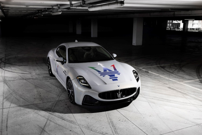 The All-new GranTurismo takes to the streets. The Maserati Family is in the driving seat
