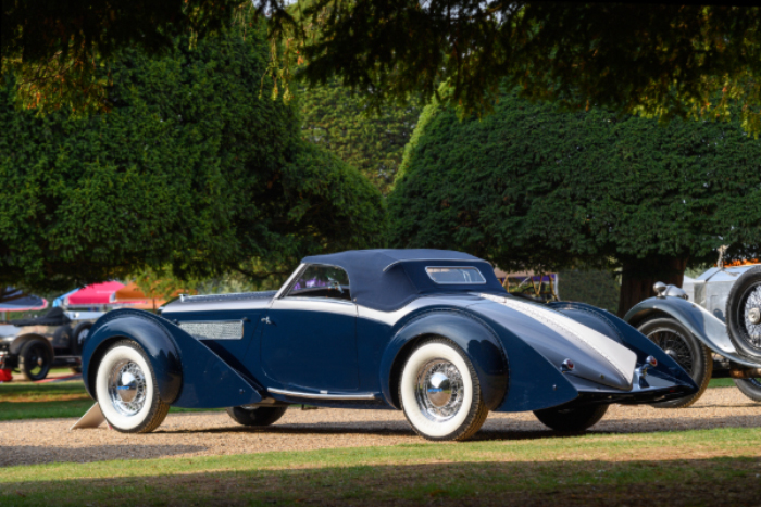 RECORD CROWDS AND MOST SPECTACULAR CARS AT HAMPTON COURT PALACE FOR 10TH ANNIVERSARY CONCOURS OF ELEGANCE