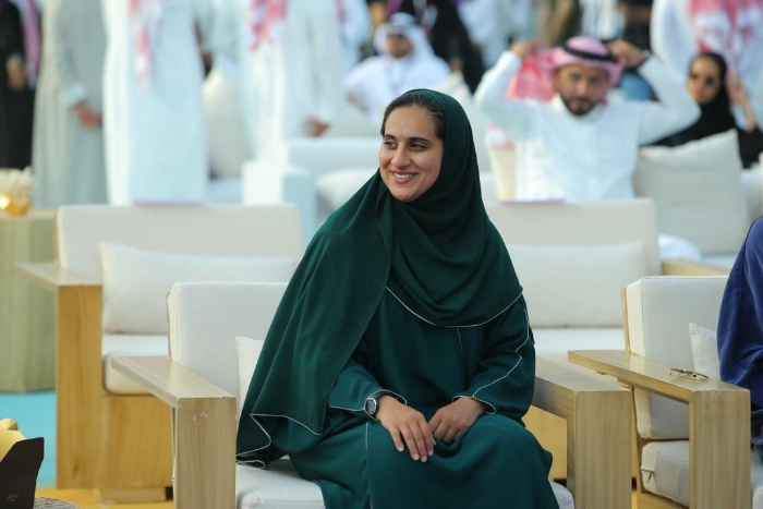 لدورها الفعال والنشط برياضة السيارات خلال هذا العام  . . الأميرة الدكتورة عهد بنت الحسن آل سعود شخصية العام برياضة السيارات لعام ٢٠٢٢