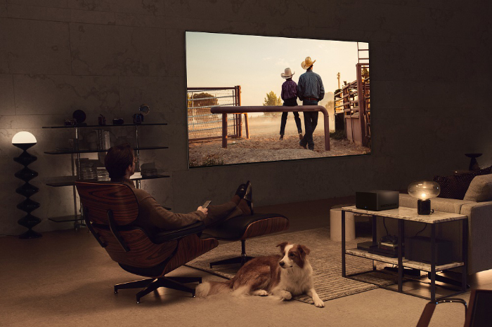 تلفزيون OLED الجديد من «إل جي» المزوّد بتقنية ZERO CONNECT يتيح تصميم المساحات المنزلية بحرية مطلقة