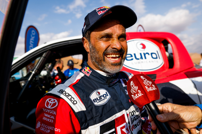 Al-Attiyah cuts into Sainz car lead as Guthrie notches first Dakar 2023 stage win