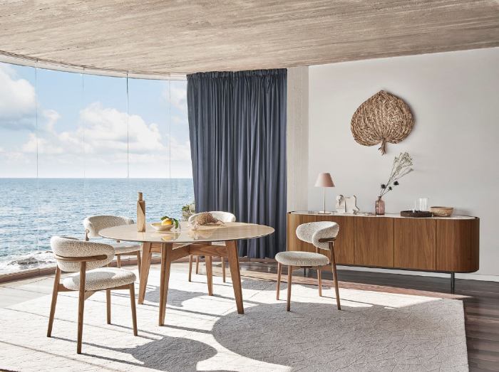 Let Calligaris bring the utmost comfort and convenience to your dining room with the Abrey collection