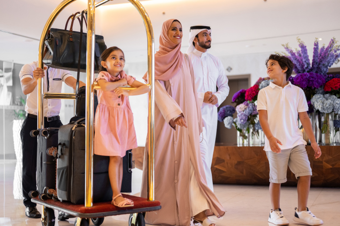اكتشفوا العروض الحصرية من فندق جميرا الخور الذي يعتبر الواجهة العصرية في قلب مدينة دبي