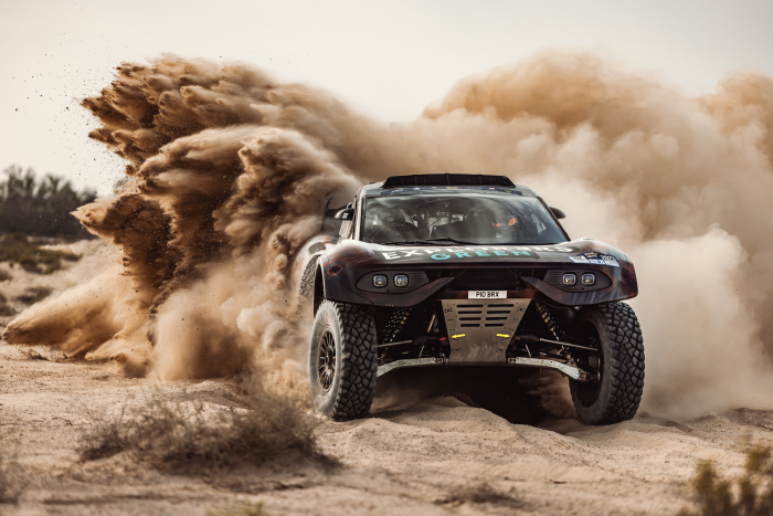 DESERT CHALLENGE PROLOGUE IN AL DHANNAH OFFERS A TASTE OF FUTURE ACTION AND DRAMA IN THE DUNES