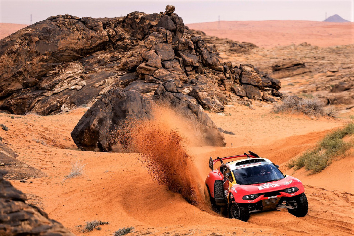 LOEB AIMS TO EXTEND WINNING RECORD IN MEXICO TO  BOOST BRX WORLD TITLE BID