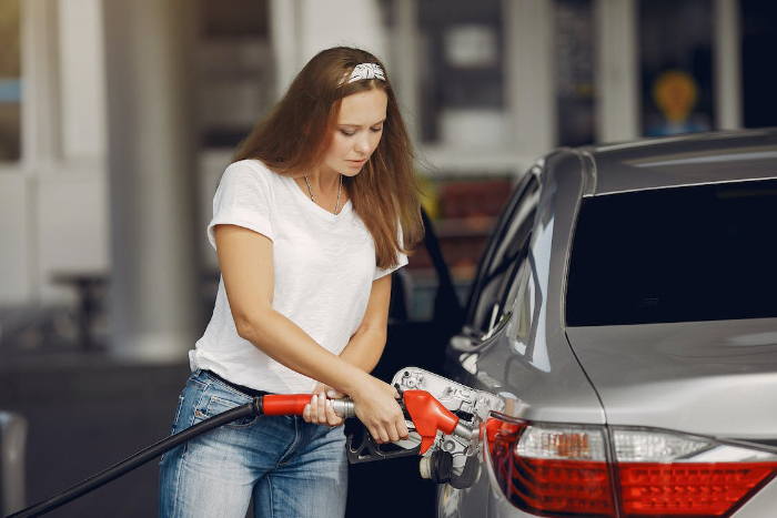 Pumping up prices: Motorists making expensive mistakes when filling up Pumping up prices: Motorists making expensive mistakes when filling up