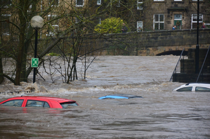 UK flooding risk a danger to motorists