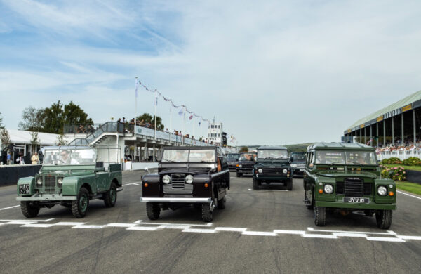 JLR HONOURS QUEEN ELIZABETH II WITH UNIQUE GOODWOOD REVIVAL PARADE