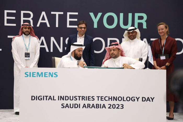Siemens signs agreements with Giza Systems, Saudi Coffee Co. and others to accelerate digitalization of industry and infrastructure