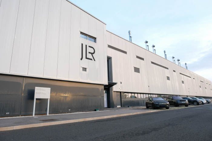 JLR ACCELERATES ELECTRIFICATION WITH NEW £250M STATE-OF-THE-ART FUTURE ENERGY LAB