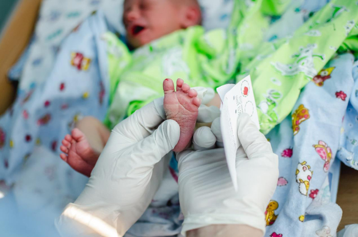 الصحة السعودية تنفذ مسحاً عاما للمواليد الجدد بحثاً عن الأمراض الوراثية