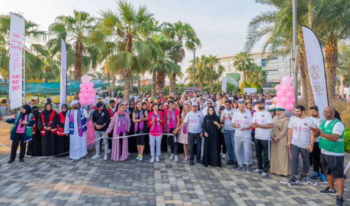 3200 مشاركة و20 مؤسسة حكومية وخاصة في طواف دبي الوردي للتوعية بمخاطر سرطان الثدي
