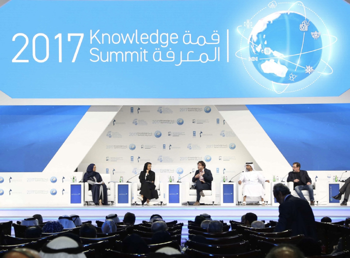 «قمَّة المعرفة 2023» تنطلق يوم غد في مركز دبي التجاري العالمي