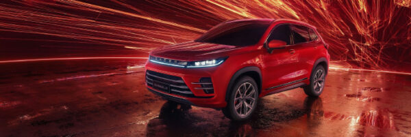 DUBAI MARATHON RUNNERS SET SIGHTS ON EXEED LX SUV DUBAI MARATHON RUNNERS SET SIGHTS ON EXEED LX SUV