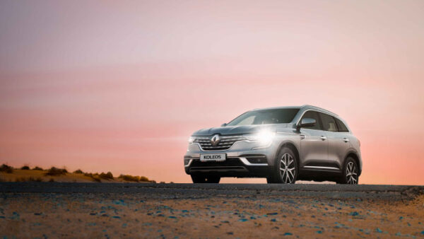 Revving Up the New Year with AED 10,000 of Renault Super Sale Savings