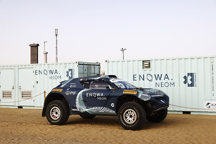 ENOWA showcases its green hydrogen offering at Saudi season opener
