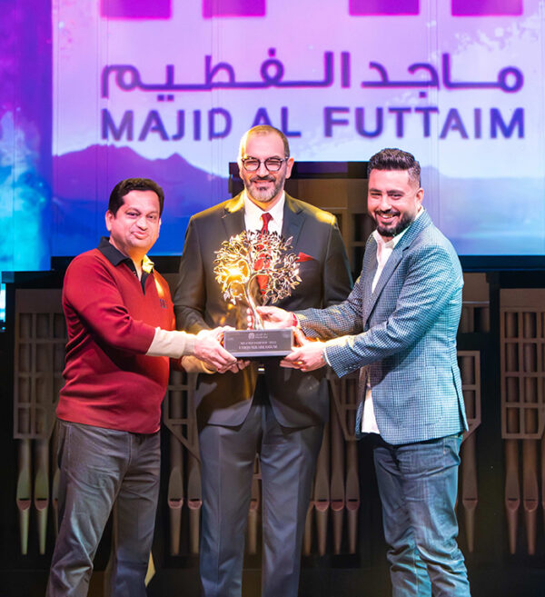 «يونيون سكوير هاوس» تفوز بجائزة «الشريك رقم 1 مدى الحياة» من «ماجد الفطيم» «يونيون سكوير هاوس» تفوز بجائزة «الشريك رقم 1 مدى الحياة» من «ماجد الفطيم»