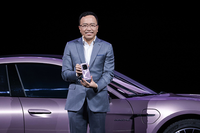 HONOR Announces the Launch of the New PORSCHE DESIGN HONOR Magic6 RSR and the HONOR Magic6 Ultimate in China