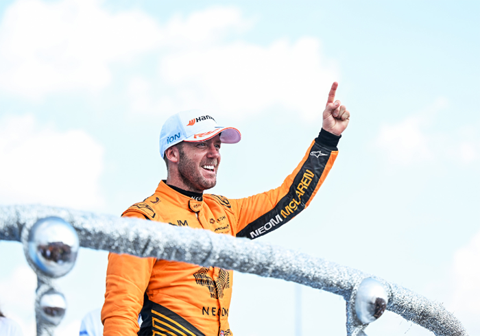 SAM BIRD SEALS NEOM McLAREN’S FIRST WIN WITH LAST-GASP STUNNER IN SÃO PAULO