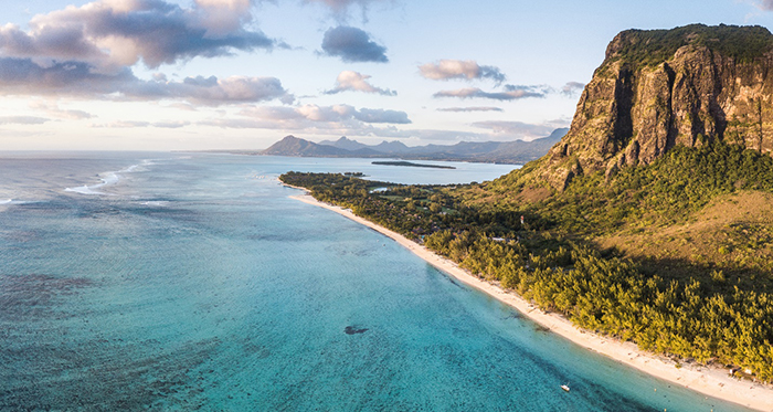 FEEL OUR ISLANDS ENERGY: Mauritius Showcases Luxury and Adventure at ATM 2024