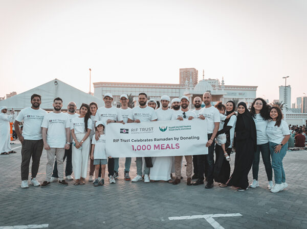 RIF Trust distributes 1,000 meals in collaboration with Sharjah Charity RIF Trust distributes 1,000 meals in collaboration with Sharjah Charity